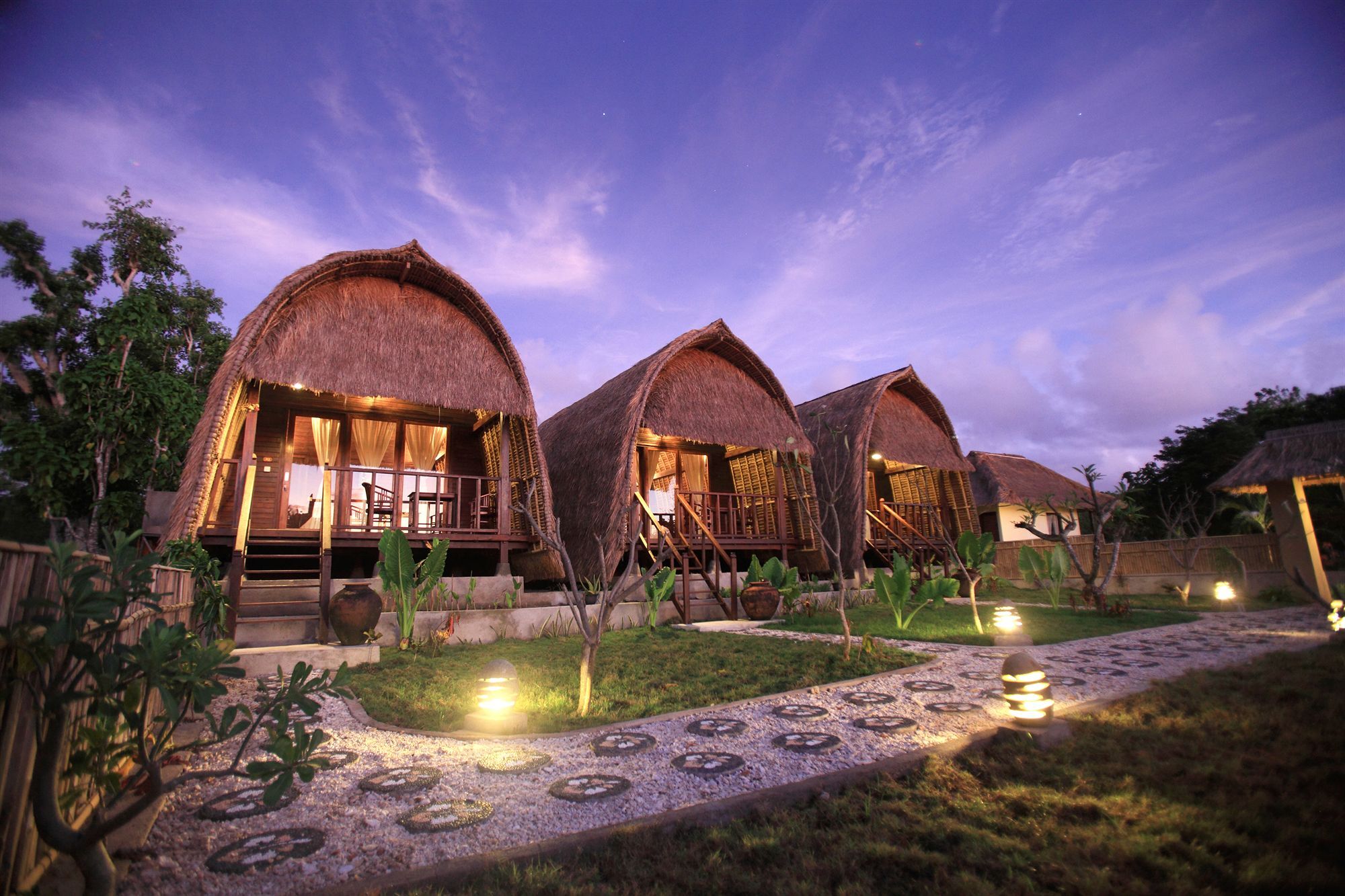 Sunset Coin Lembongan Hotel Exterior photo